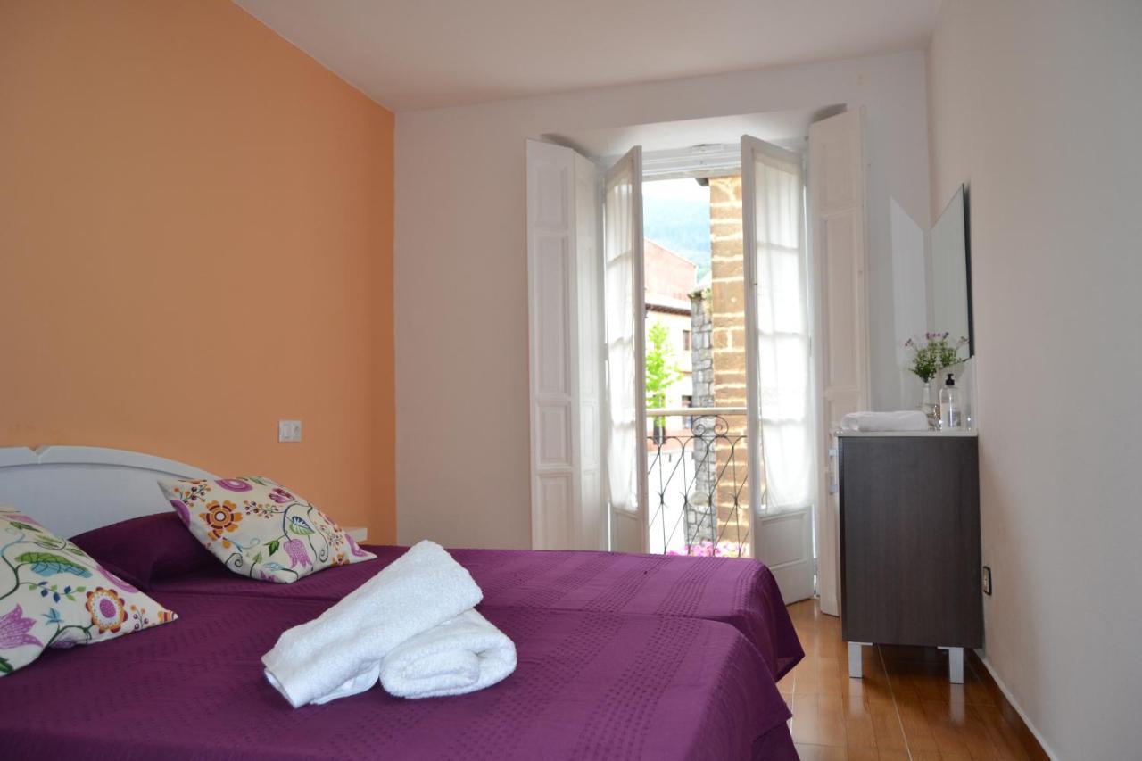 Albergue Valle del Nonaya Salas  Esterno foto